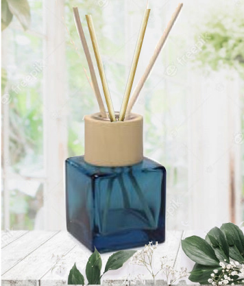 Parfumflesje blauw met houten dop